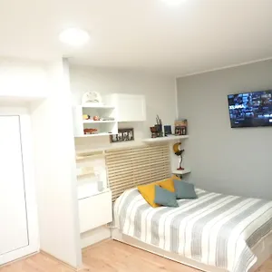  Apartman 